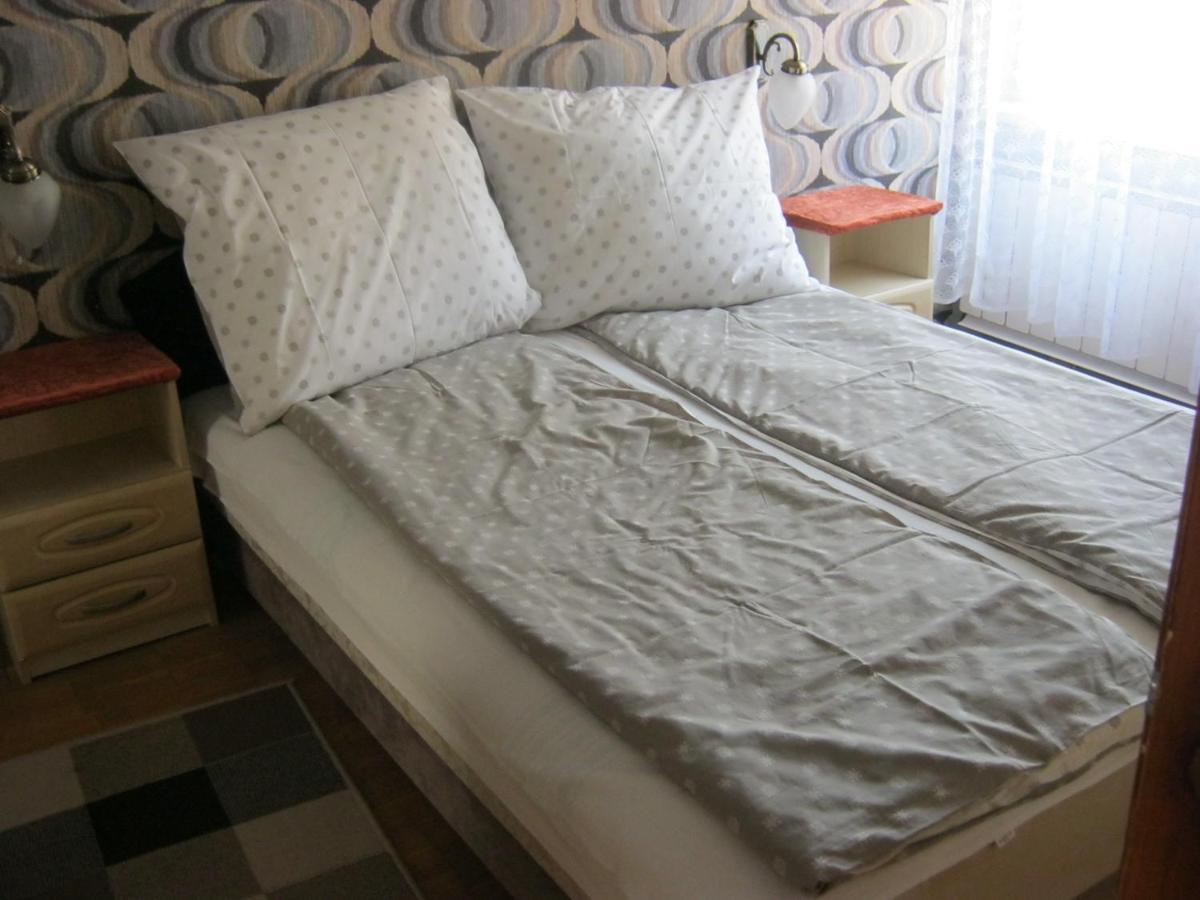 Kitti Apartman Балатонбоглар Экстерьер фото